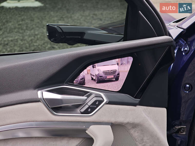 Позашляховик / Кросовер Audi e-tron Sportback 2020 в Луцьку