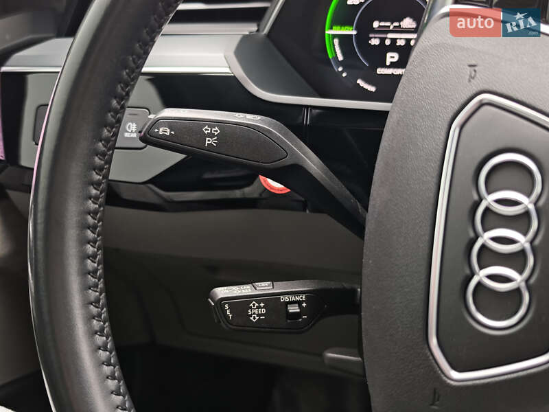 Позашляховик / Кросовер Audi e-tron Sportback 2020 в Луцьку