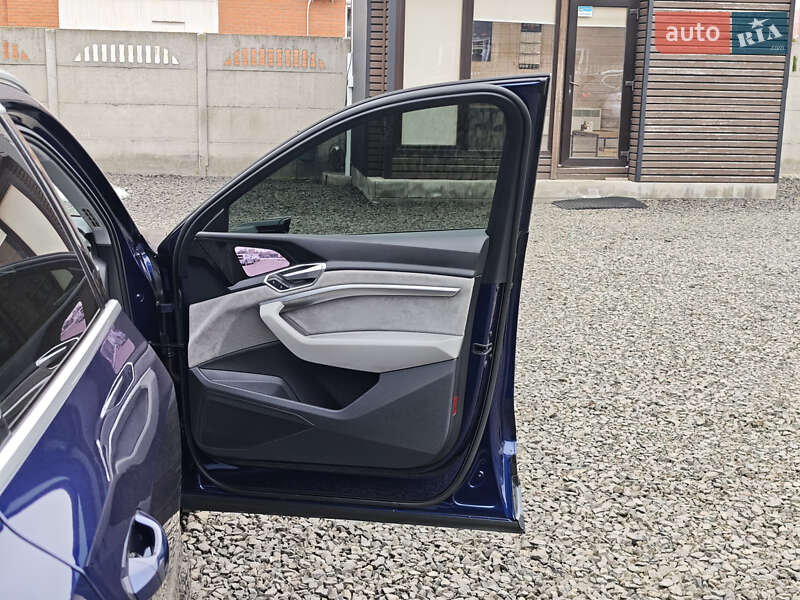 Позашляховик / Кросовер Audi e-tron Sportback 2020 в Луцьку