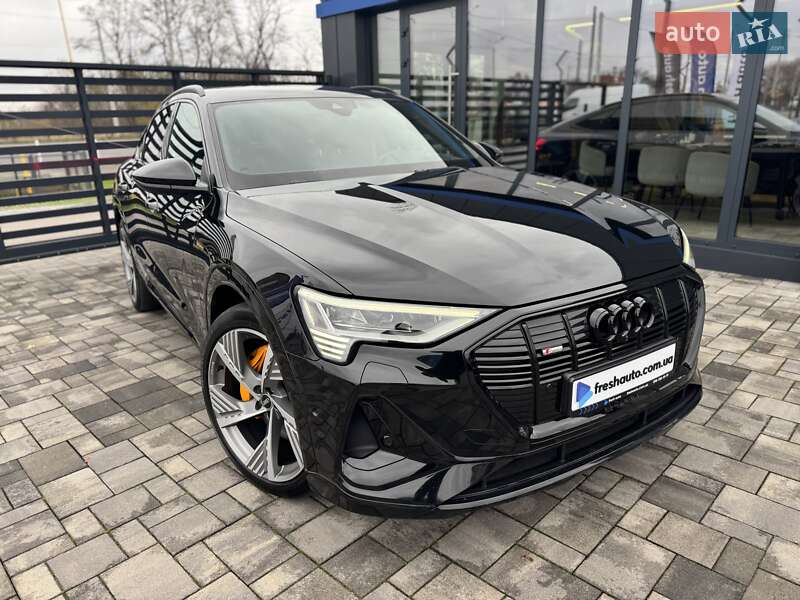 Позашляховик / Кросовер Audi e-tron Sportback 2022 в Рівному