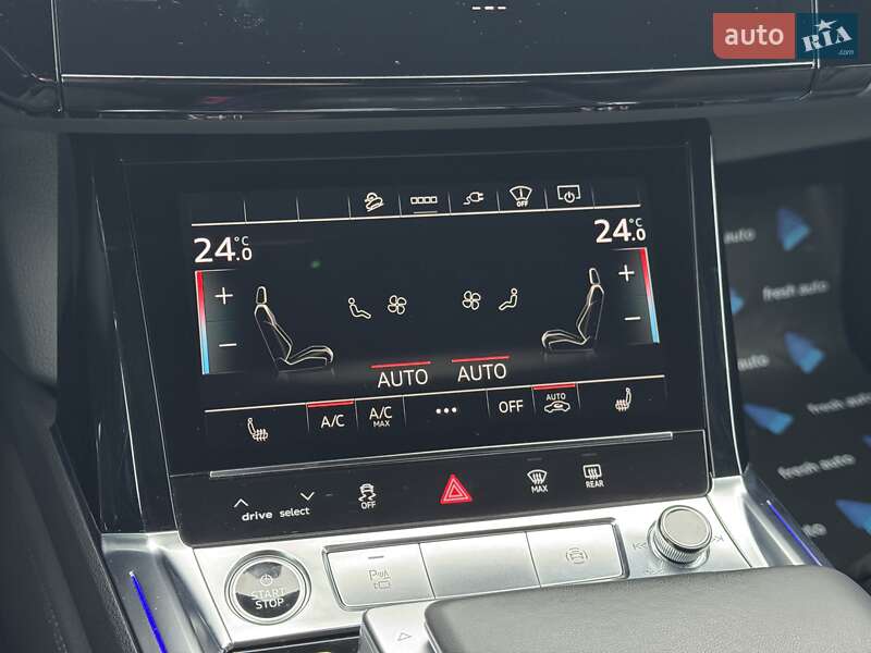 Позашляховик / Кросовер Audi e-tron Sportback 2022 в Рівному