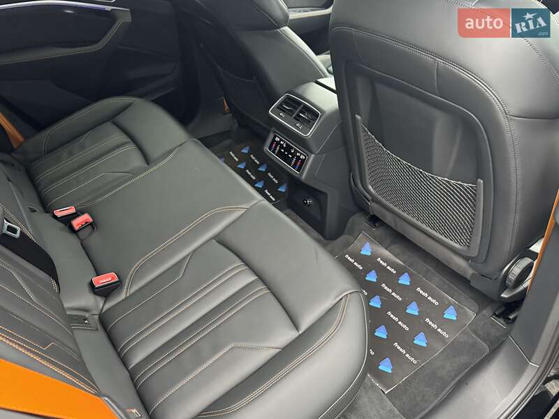 Позашляховик / Кросовер Audi e-tron Sportback 2022 в Рівному