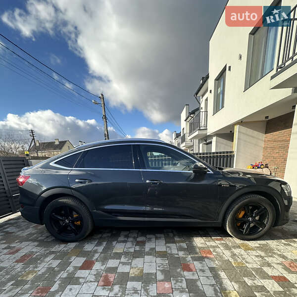 Внедорожник / Кроссовер Audi e-tron Sportback 2021 в Львове
