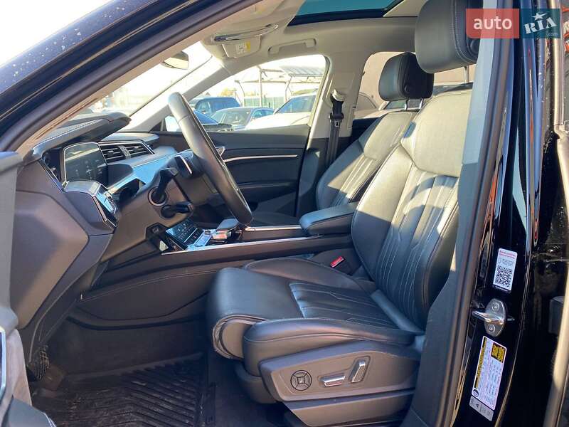 Внедорожник / Кроссовер Audi e-tron Sportback 2020 в Львове