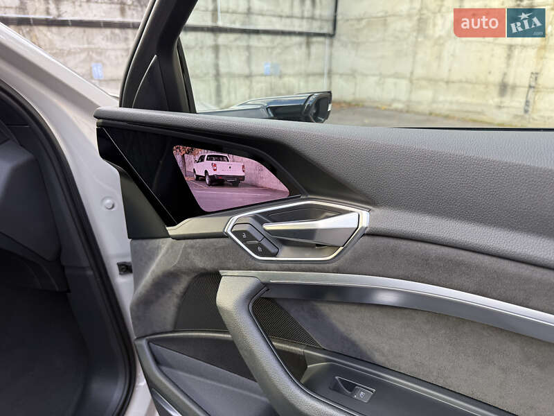 Внедорожник / Кроссовер Audi e-tron Sportback 2021 в Ровно