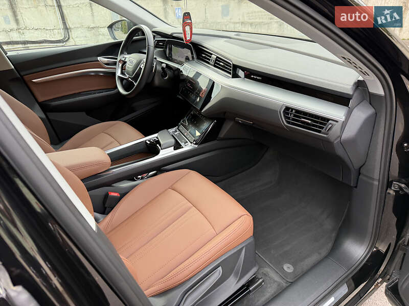 Внедорожник / Кроссовер Audi e-tron Sportback 2022 в Ровно