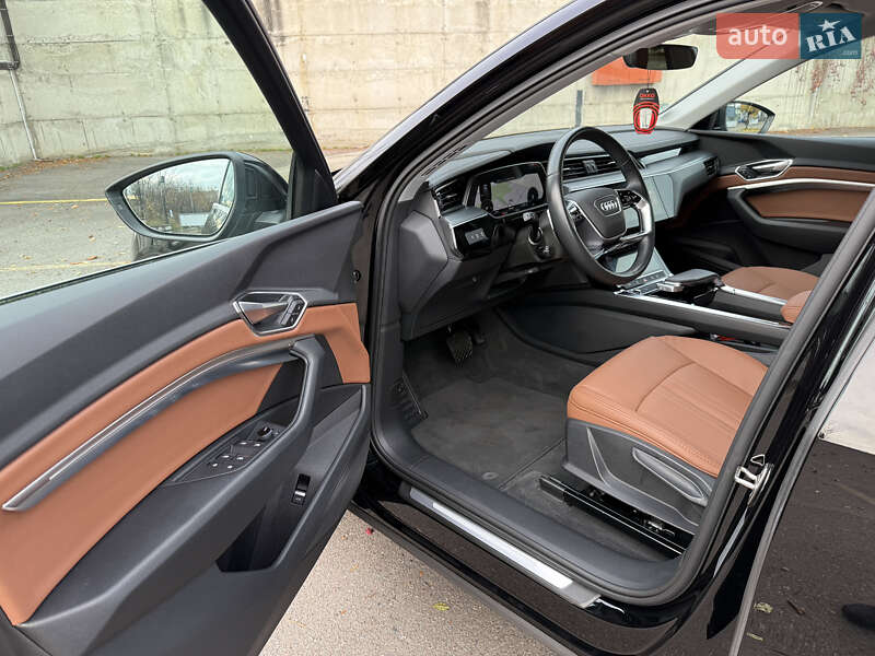 Внедорожник / Кроссовер Audi e-tron Sportback 2022 в Ровно