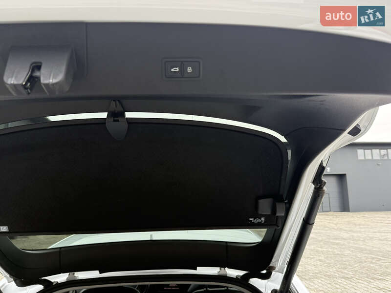 Внедорожник / Кроссовер Audi e-tron Sportback 2021 в Иршаве