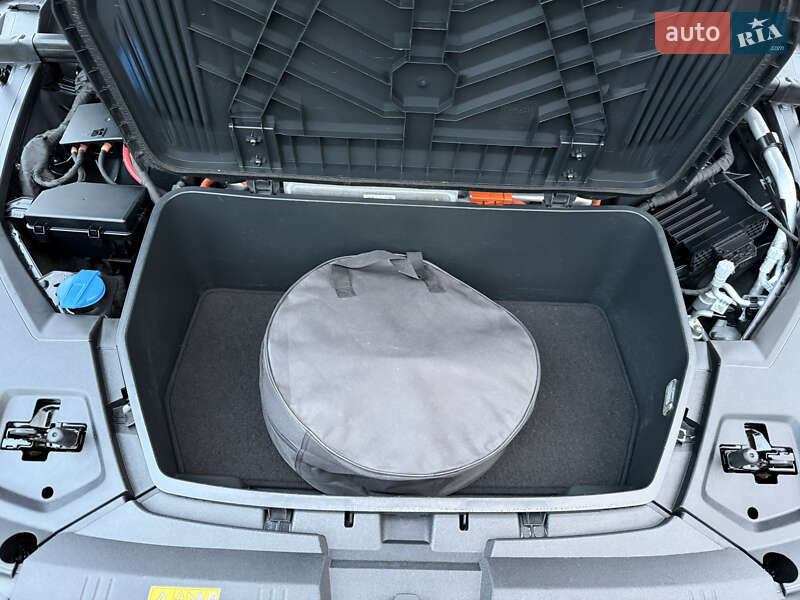 Позашляховик / Кросовер Audi e-tron Sportback 2022 в Козятині