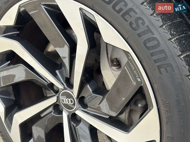 Внедорожник / Кроссовер Audi e-tron Sportback 2021 в Мукачево