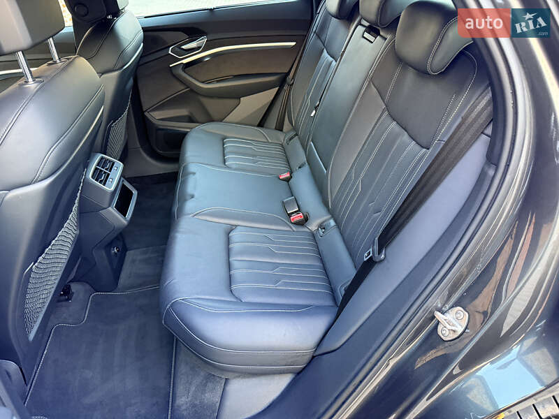 Внедорожник / Кроссовер Audi e-tron Sportback 2021 в Тернополе фото 40 Внедорожник / Кроссовер Audi e-tron Sportback 2021 в Тернополе