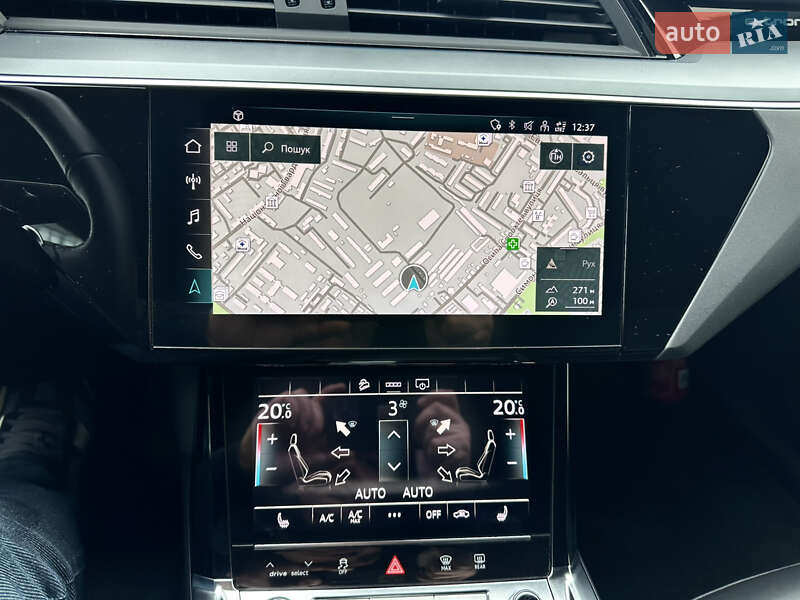 Позашляховик / Кросовер Audi e-tron Sportback 2021 в Івано-Франківську