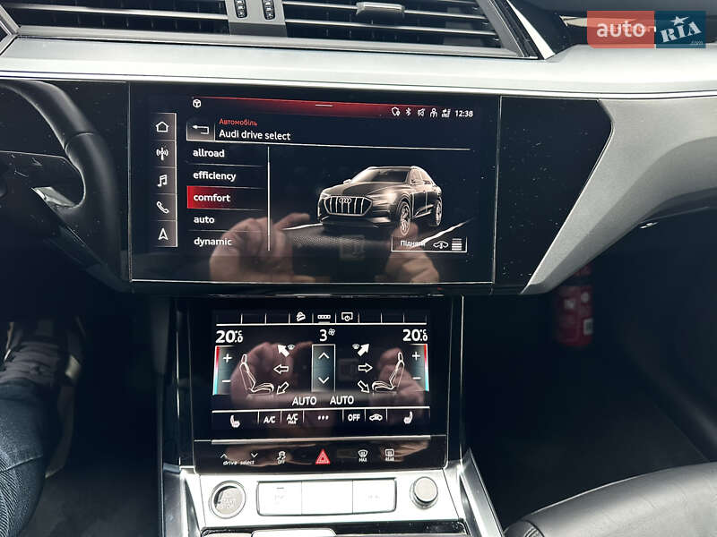 Позашляховик / Кросовер Audi e-tron Sportback 2021 в Івано-Франківську