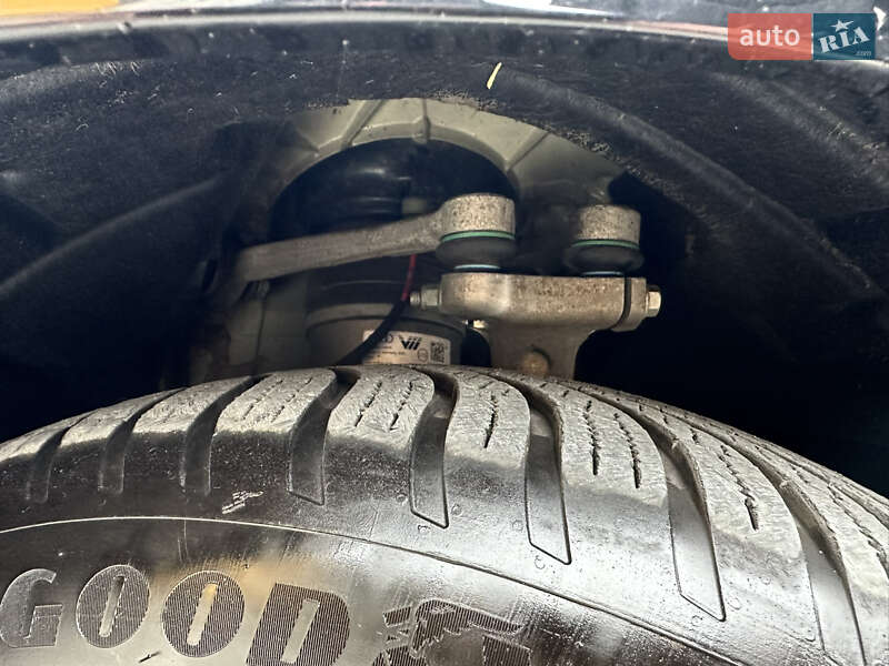 Позашляховик / Кросовер Audi e-tron Sportback 2021 в Івано-Франківську