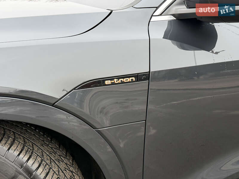 Позашляховик / Кросовер Audi e-tron Sportback 2021 в Тернополі