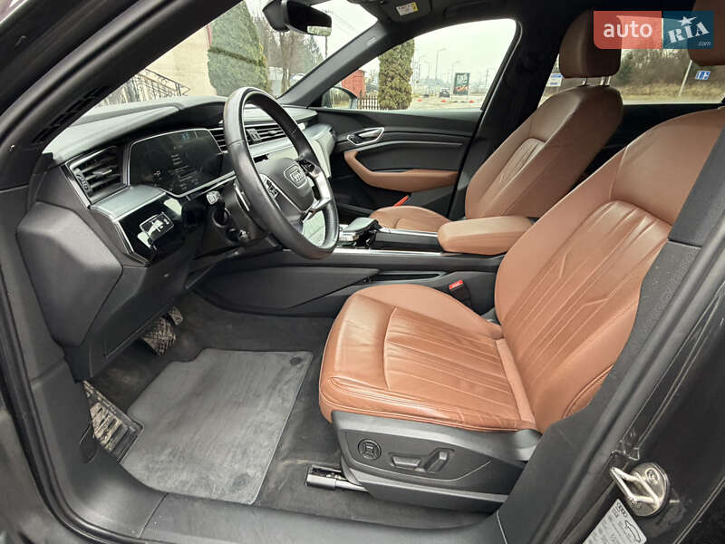 Позашляховик / Кросовер Audi e-tron Sportback 2021 в Тернополі