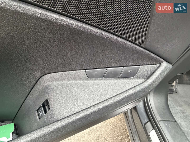 Позашляховик / Кросовер Audi e-tron Sportback 2021 в Тернополі