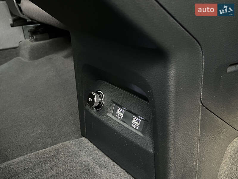 Внедорожник / Кроссовер Audi e-tron Sportback 2020 в Львове