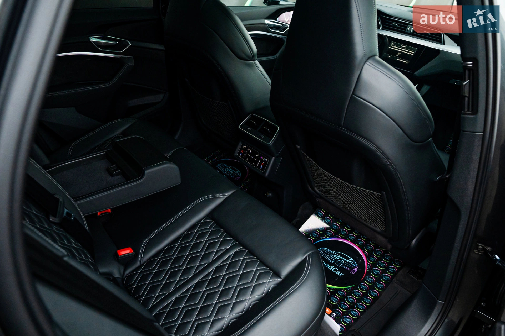 2020 Audi e-tron Sportback - мініатюра 62