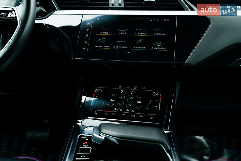 Позашляховик / Кросовер Audi e-tron Sportback 2020 в Луцьку