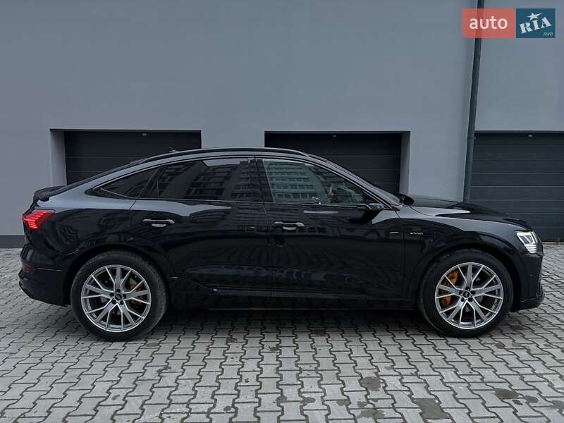 Позашляховик / Кросовер Audi e-tron Sportback 2020 в Тернополі