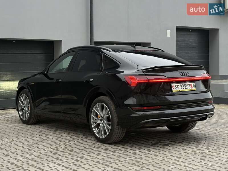Позашляховик / Кросовер Audi e-tron Sportback 2020 в Тернополі