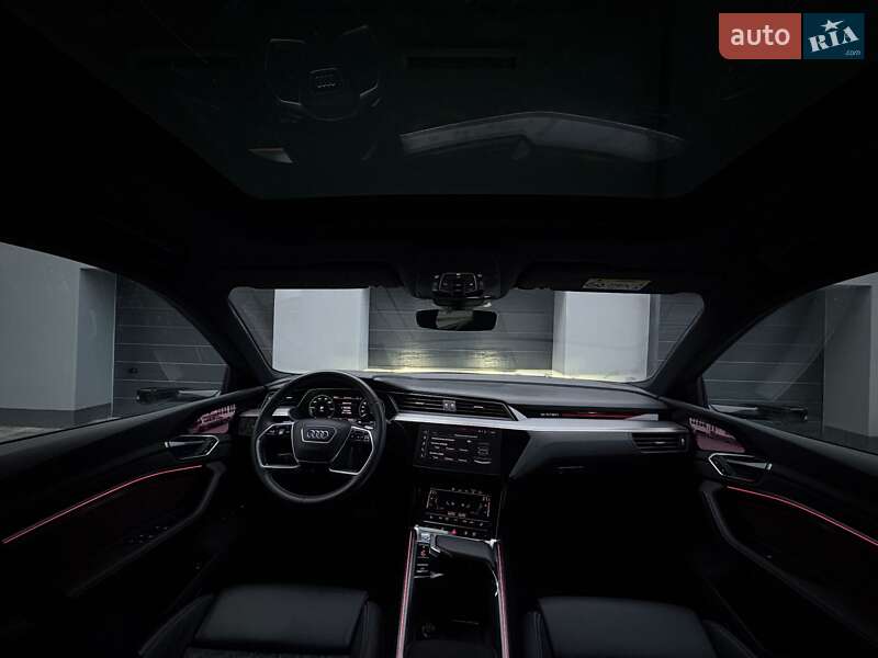 Позашляховик / Кросовер Audi e-tron Sportback 2020 в Тернополі