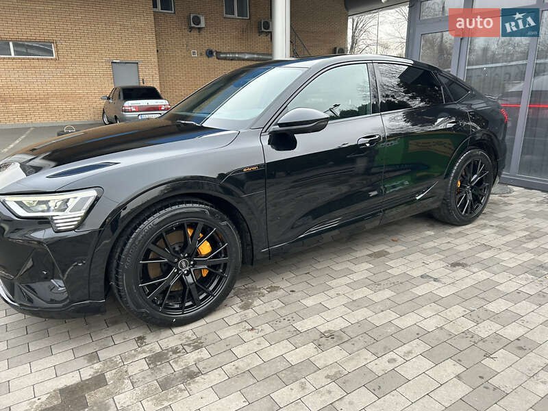 Внедорожник / Кроссовер Audi e-tron Sportback 2022 в Киеве фото 2 Внедорожник / Кроссовер Audi e-tron Sportback 2022 в Киеве