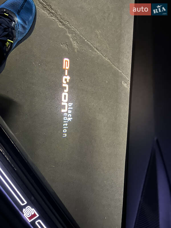 Внедорожник / Кроссовер Audi e-tron Sportback 2022 в Киеве фото 32 Внедорожник / Кроссовер Audi e-tron Sportback 2022 в Киеве