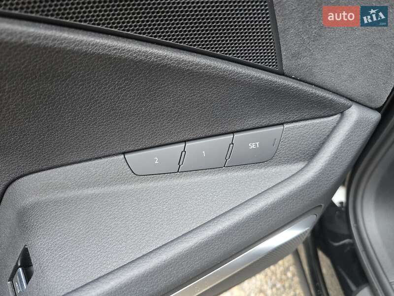 Позашляховик / Кросовер Audi e-tron Sportback 2022 в Ковелі