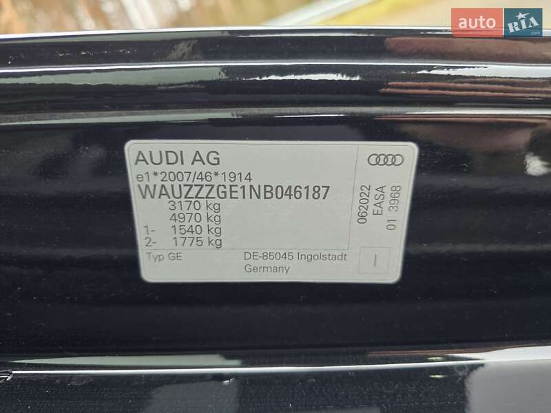 Позашляховик / Кросовер Audi e-tron Sportback 2022 в Ковелі