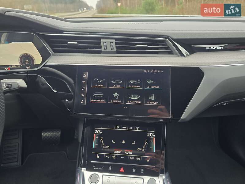 Позашляховик / Кросовер Audi e-tron Sportback 2022 в Ковелі