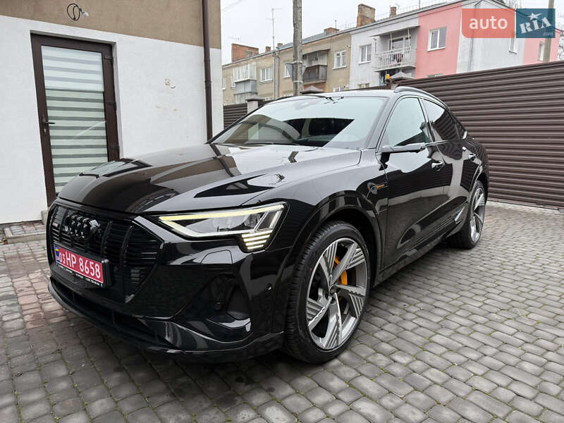 Позашляховик / Кросовер Audi e-tron Sportback 2022 в Луцьку