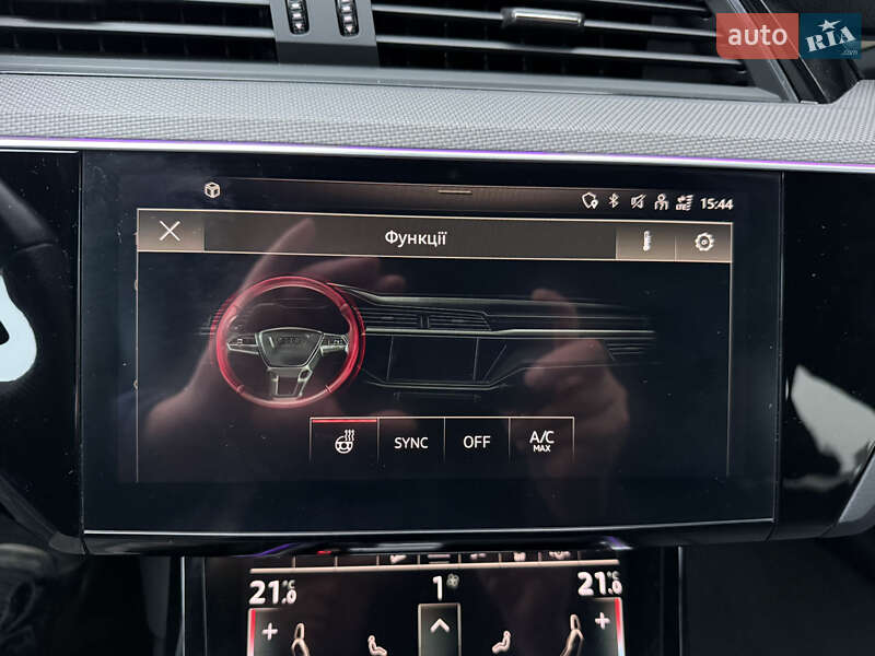 Позашляховик / Кросовер Audi e-tron Sportback 2022 в Луцьку