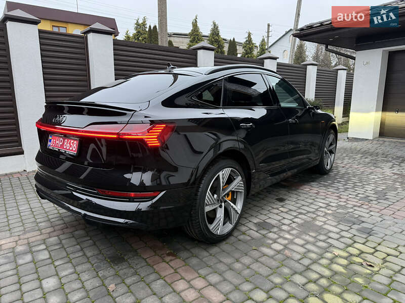 Позашляховик / Кросовер Audi e-tron Sportback 2022 в Луцьку