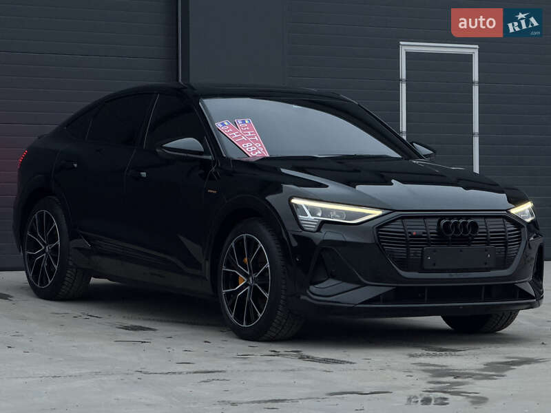 Внедорожник / Кроссовер Audi e-tron Sportback 2021 в Дубно