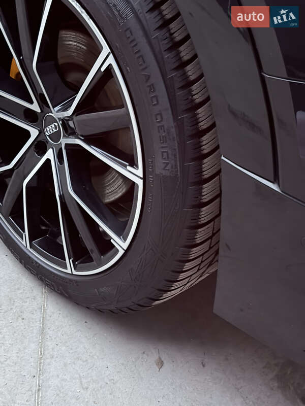 Внедорожник / Кроссовер Audi e-tron Sportback 2021 в Дубно
