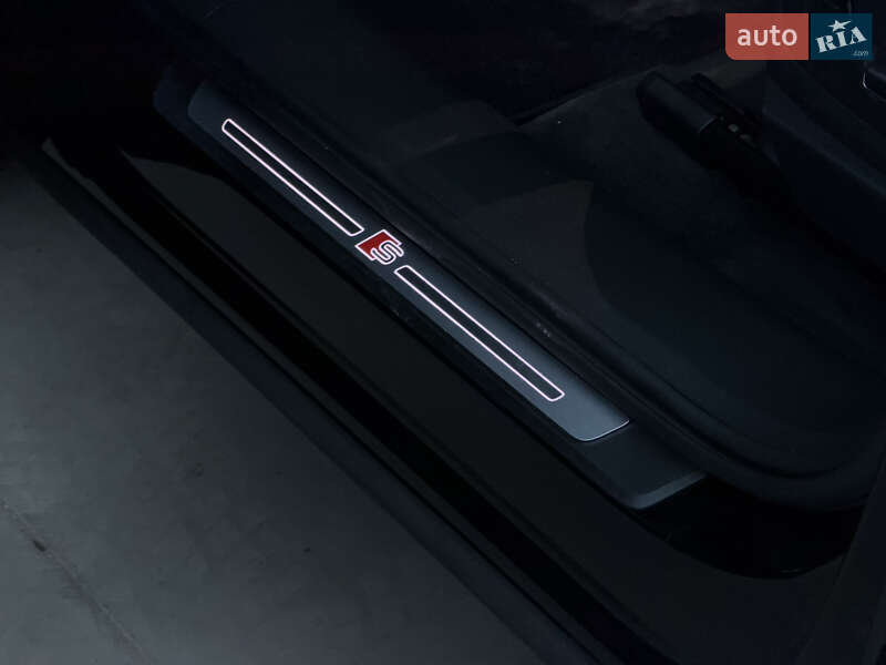 Внедорожник / Кроссовер Audi e-tron Sportback 2021 в Дубно