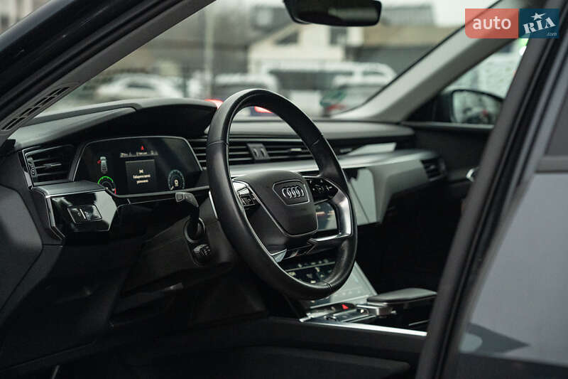 Внедорожник / Кроссовер Audi e-tron Sportback 2022 в Черновцах