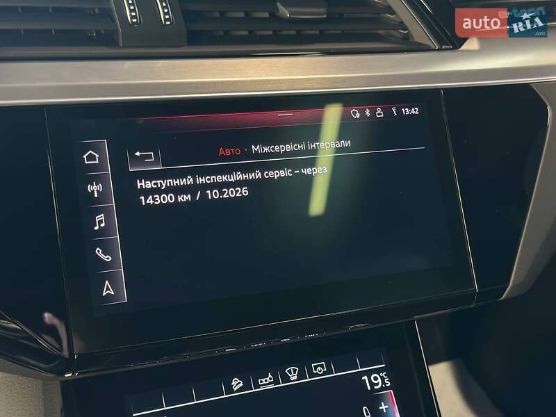Позашляховик / Кросовер Audi e-tron Sportback 2020 в Львові фото 19 Позашляховик / Кросовер Audi e-tron Sportback 2020 в Львові