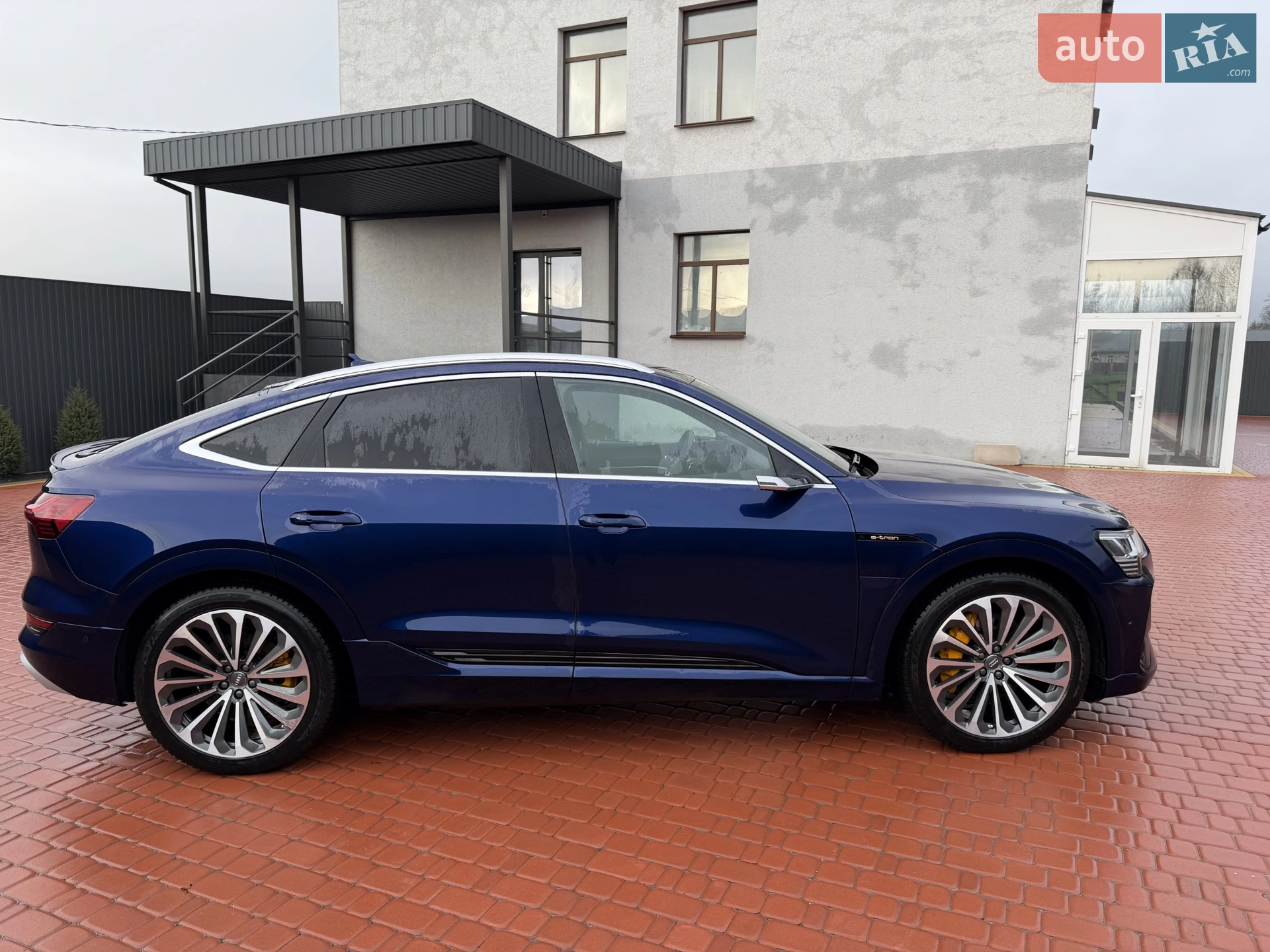 2020 Audi e-tron Sportback - мініатюра 16