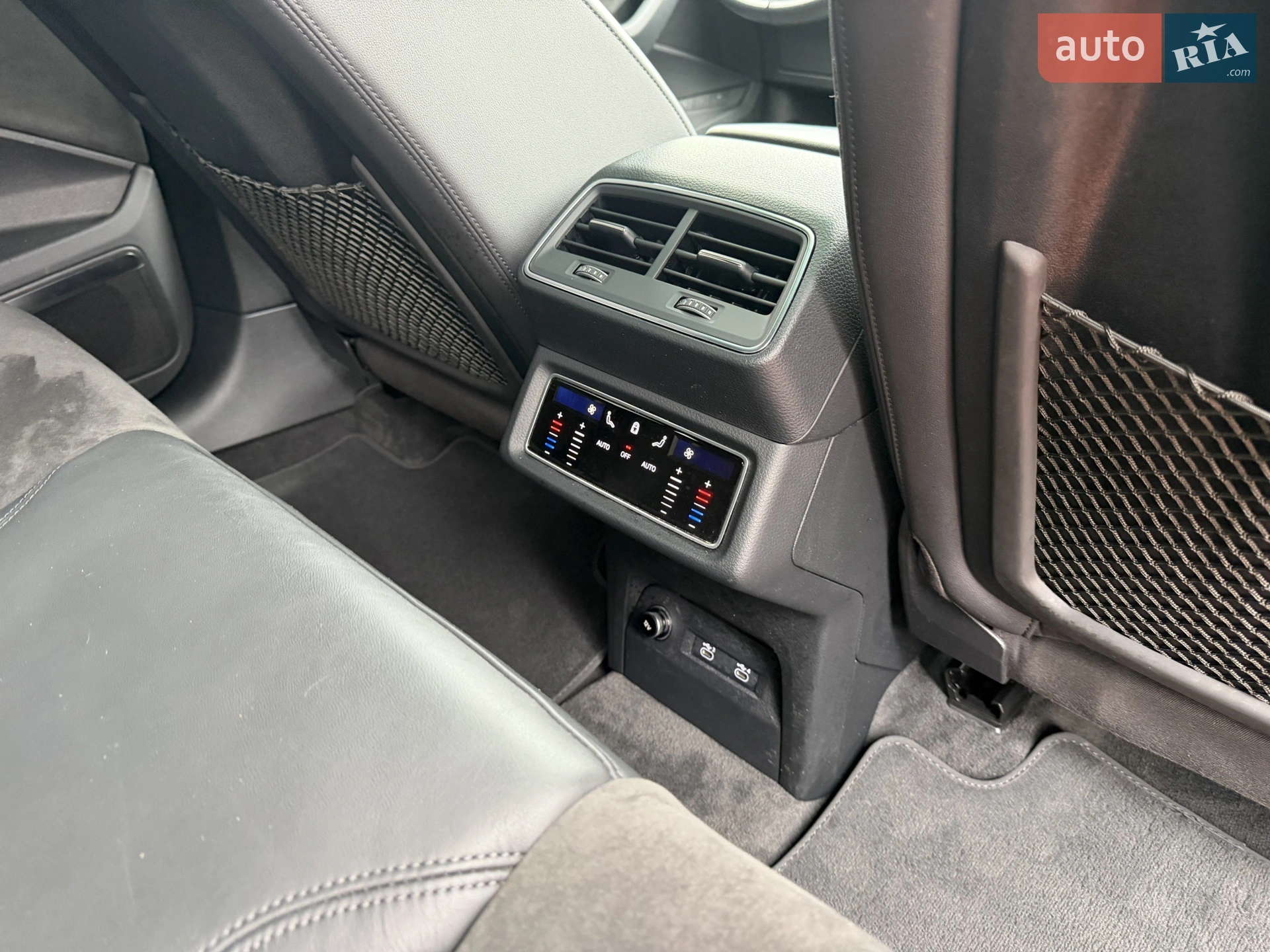 2020 Audi e-tron Sportback - мініатюра 39