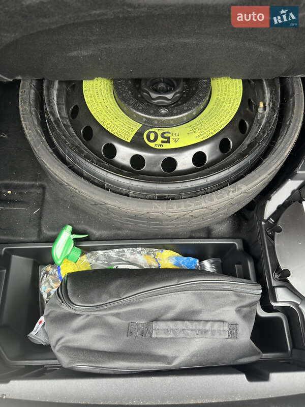 Позашляховик / Кросовер Audi e-tron Sportback 2020 в Вінниці