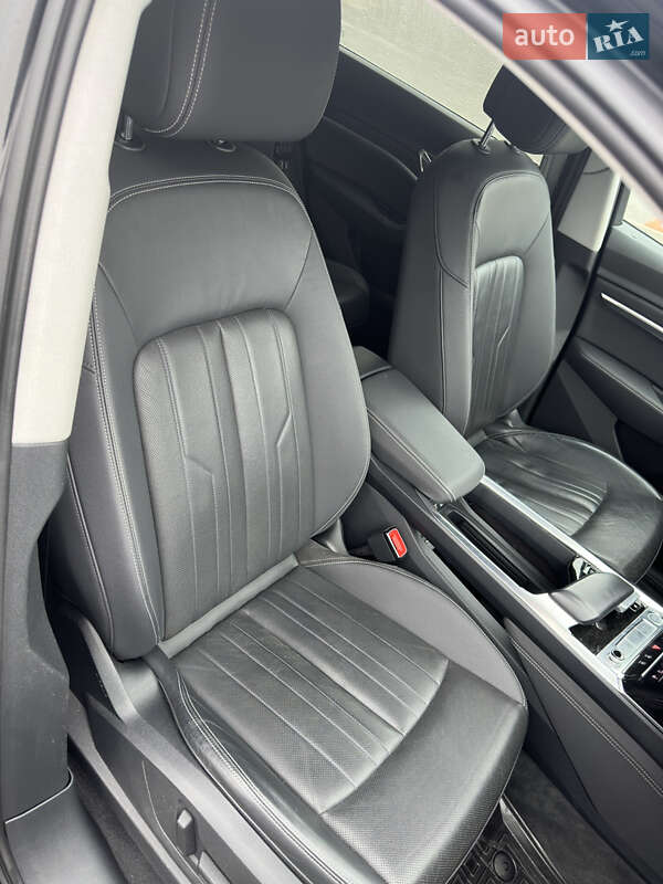 Позашляховик / Кросовер Audi e-tron Sportback 2020 в Вінниці