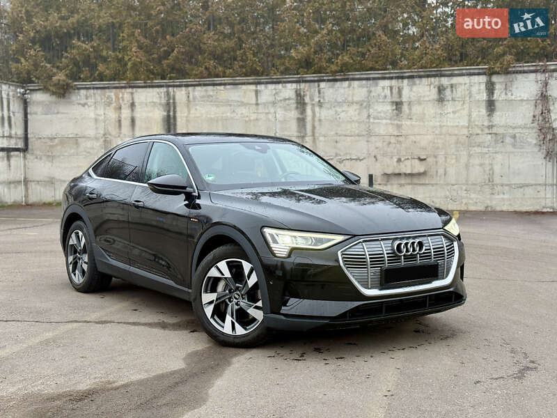 Позашляховик / Кросовер Audi e-tron Sportback 2022 в Рівному фото 2 Позашляховик / Кросовер Audi e-tron Sportback 2022 в Рівному