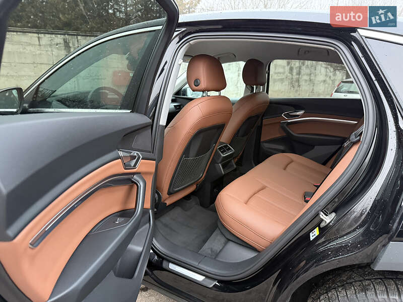 Позашляховик / Кросовер Audi e-tron Sportback 2022 в Рівному фото 46 Позашляховик / Кросовер Audi e-tron Sportback 2022 в Рівному