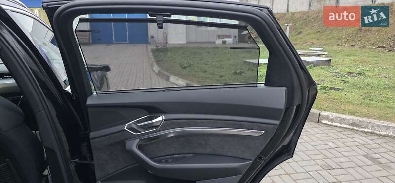 Позашляховик / Кросовер Audi e-tron Sportback 2020 в Тернополі