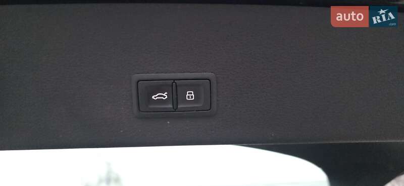 Позашляховик / Кросовер Audi e-tron Sportback 2020 в Тернополі