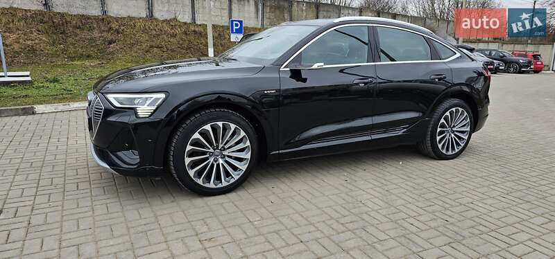 Позашляховик / Кросовер Audi e-tron Sportback 2020 в Тернополі