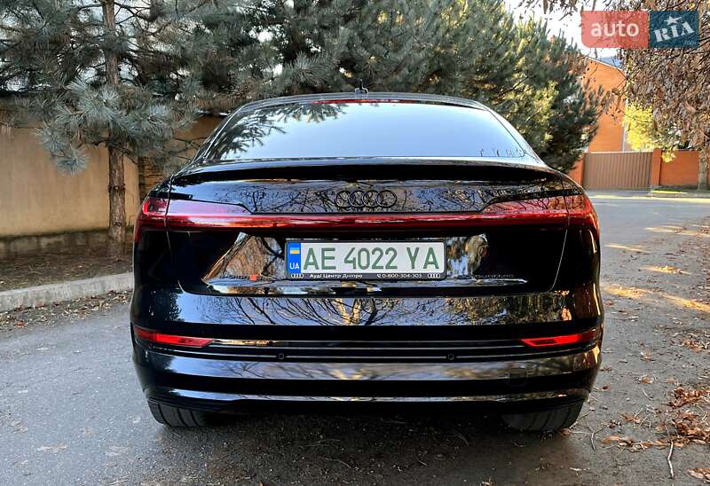 Внедорожник / Кроссовер Audi e-tron Sportback 2022 в Днепре